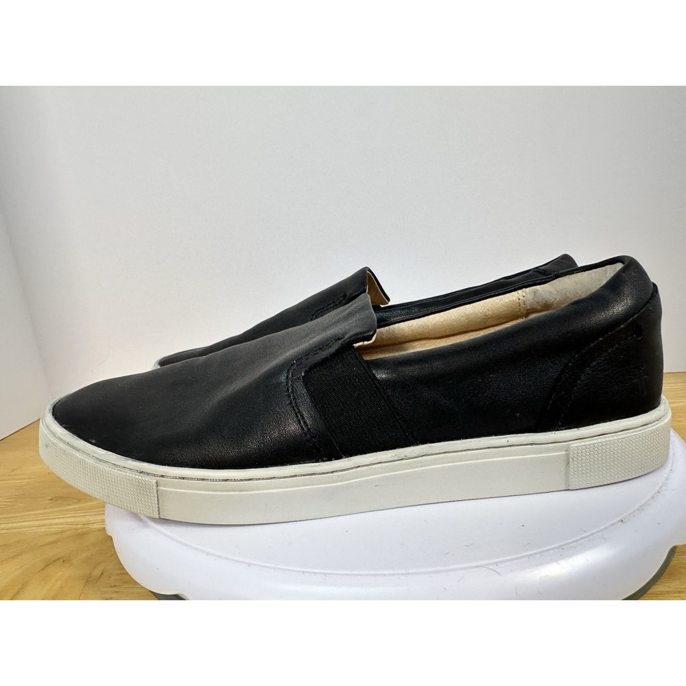 Frye Ivy Slip On Womens Black Leather Flats SZ: 9.5 Stylish Comfort